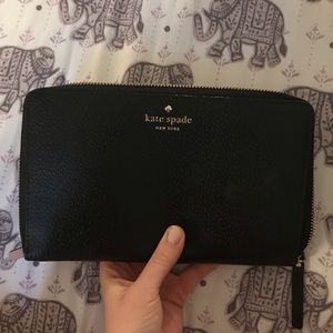 Kate Spade travel wallet